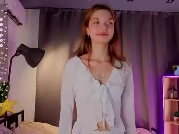 littledream_girl on Chaturbate 