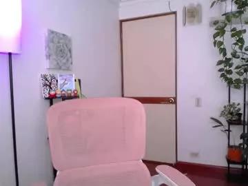 littlelaksmi on Chaturbate 
