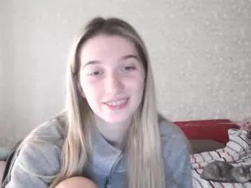 lucyreeel — i'm looking my love #new #aussie # #findom #femdom #18
