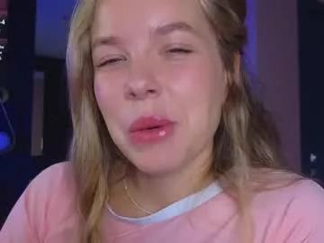 milly_shy on Chaturbate 