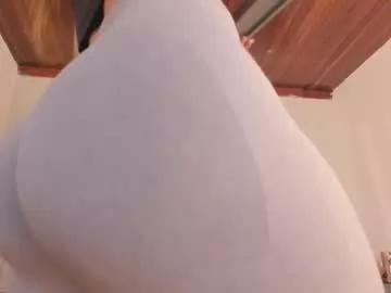 nikkysmiith on Chaturbate 