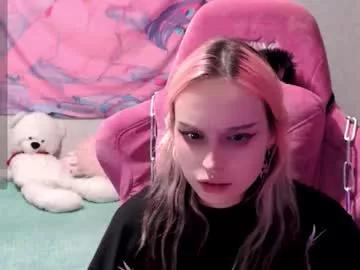 Freechat pineapple_dope on Chaturbate