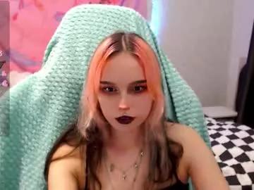 Freechat pineapple_dope on Chaturbate