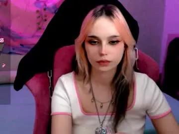 pineapple_dope — oil show [83 tokens left] pvt openroll the dice 33tks! #feet #smalltits #bigass #ahegao #goth #daddy