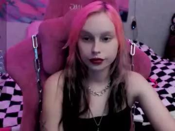 Freechat pineapple_dope on Chaturbate