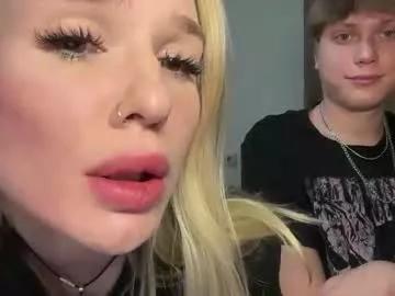 pussymoneywet on Chaturbate 
