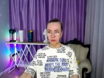 queen_a_n_i on Chaturbate 