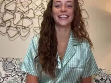 rileysmitheree — Good Vibes Only Monday Rileysmitheree's room #pretty #skinny #new #young #brunette #bigboos
