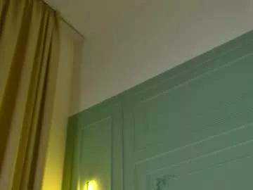 sara_lewiis on Chaturbate 