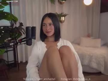 sensualcherry_ on Chaturbate 