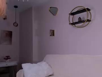 sunnmoonn on Chaturbate 