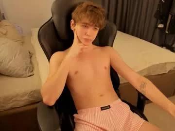 sw33theart_b0y on Chaturbate 