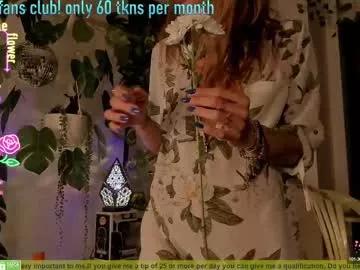 valle_grateful on Chaturbate 