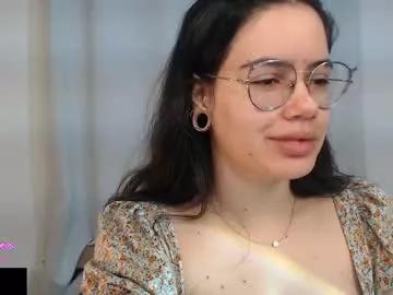 velvetcrystal on Chaturbate 