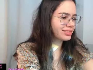 velvetcrystal on Chaturbate 