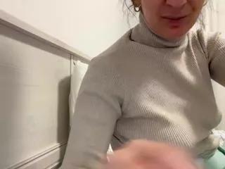 allaya_lee on Flirt4Free 