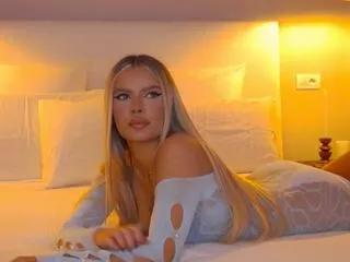 anais_a on Flirt4Free 