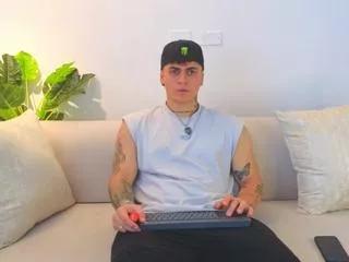 derek_valentino on Flirt4Free 