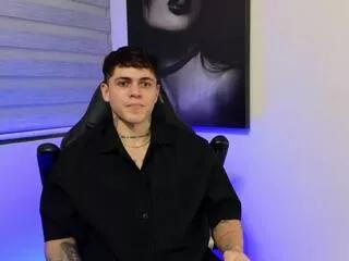 derek_valentino on Flirt4Free