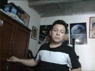 dilan_e on Flirt4Free