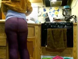 gina_juggs on Flirt4Free 