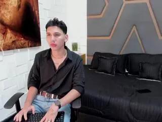 jhan_rizzot on Flirt4Free