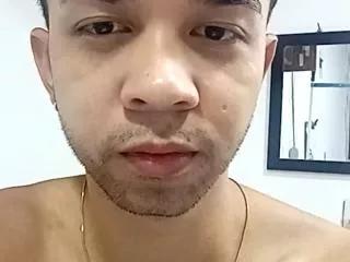 joss_phill on Flirt4Free 