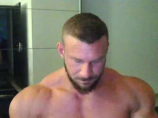 kevin_muscle on Flirt4Free