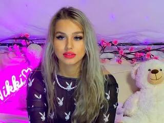 nikki_alman on Flirt4Free 