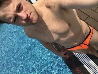 pheonix_bond on Flirt4Free