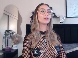 pola_leone on Flirt4Free