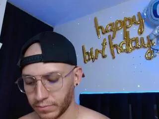 sammuel_rogers on Flirt4Free