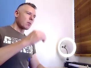 tom_fox on Flirt4Free