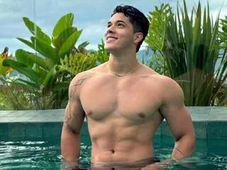 travis_joplin on Flirt4Free