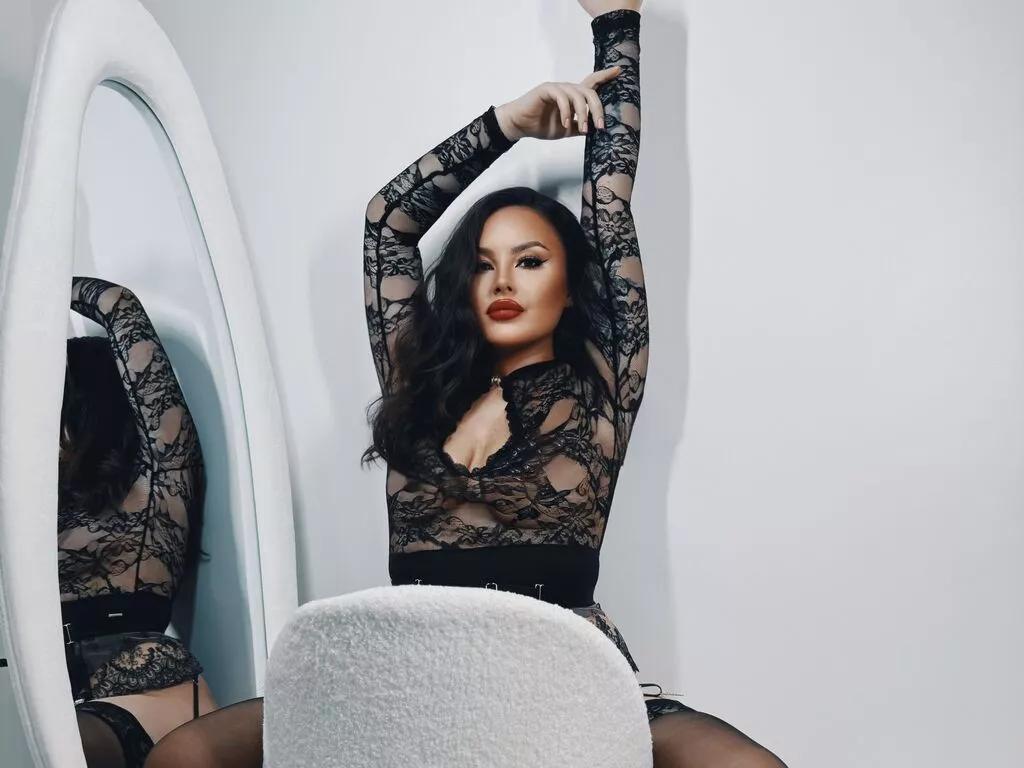 AriaLunne on LiveJasmin