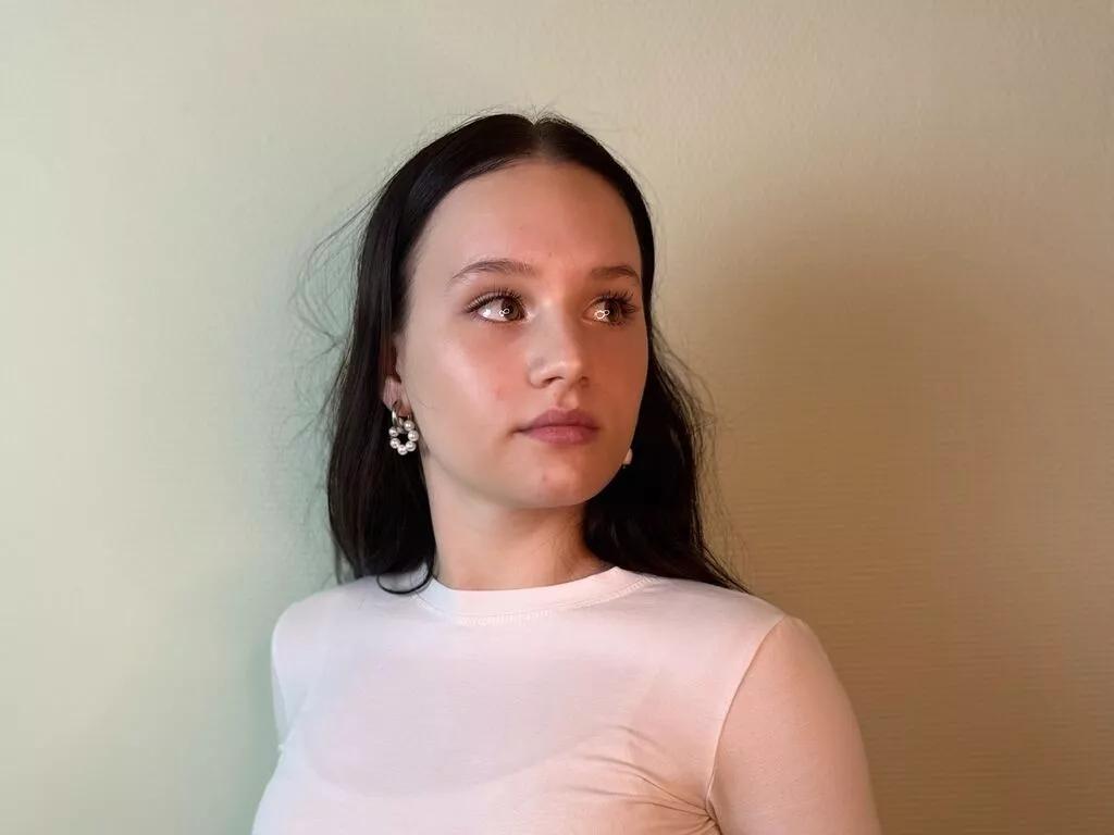 SandiePlecker on LiveJasmin