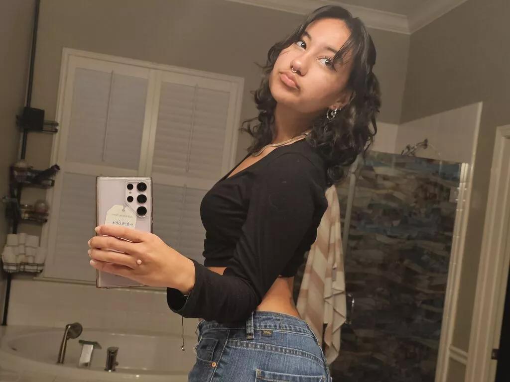 SymeSayz on LiveJasmin