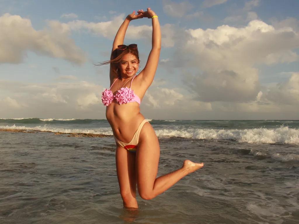 ZoeyFerrer on LiveJasmin