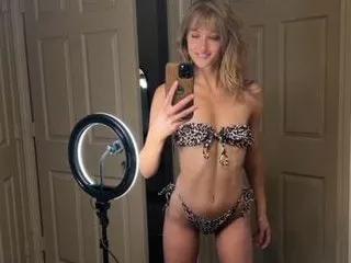Bailey_AnnXXX on Streamate