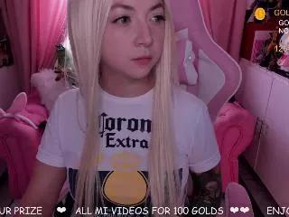 LittlePinkBunnny on Streamate 