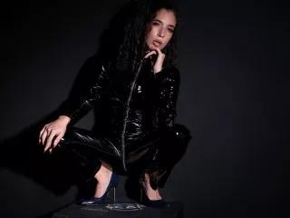 NinaDoux on Streamate 