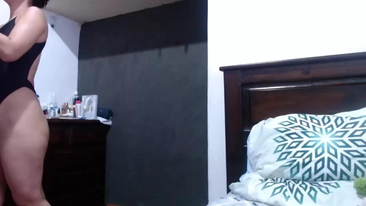 Amanda_suggar1 on Streamray 