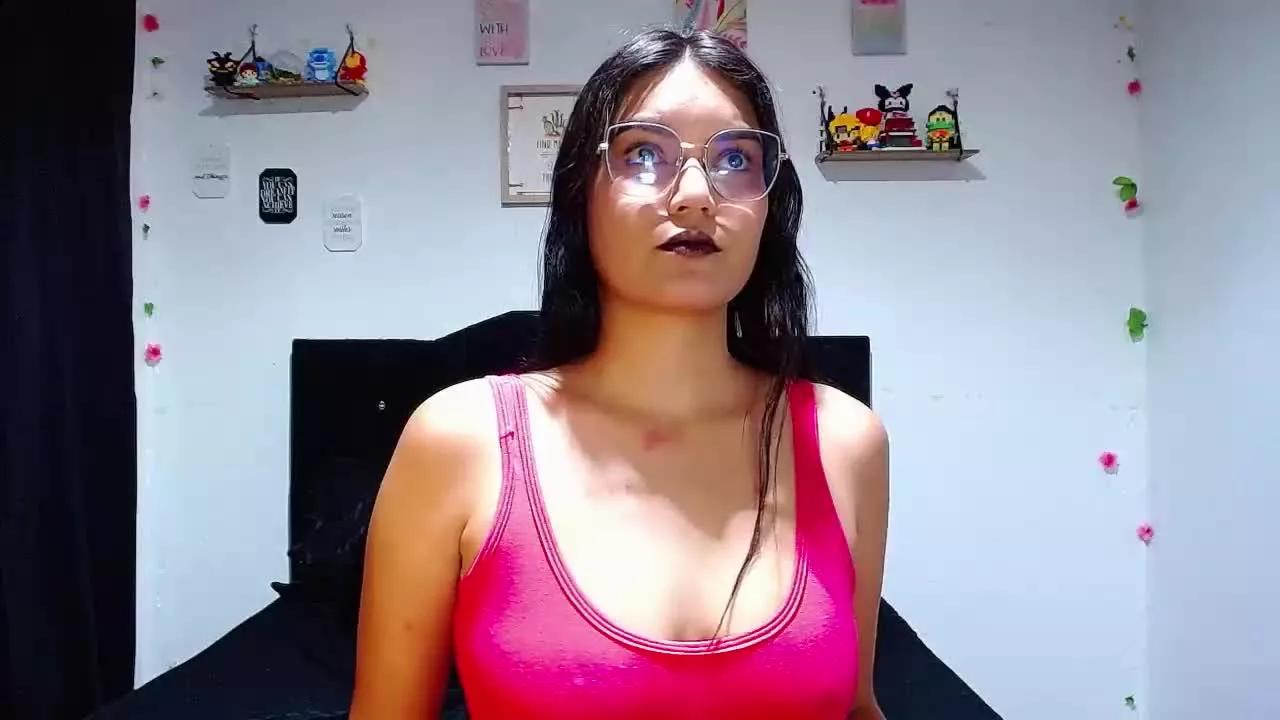 AriannaLeen on Streamray 