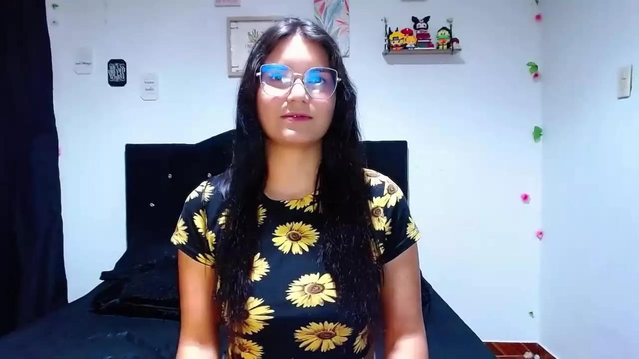 AriannaLeen on Streamray 