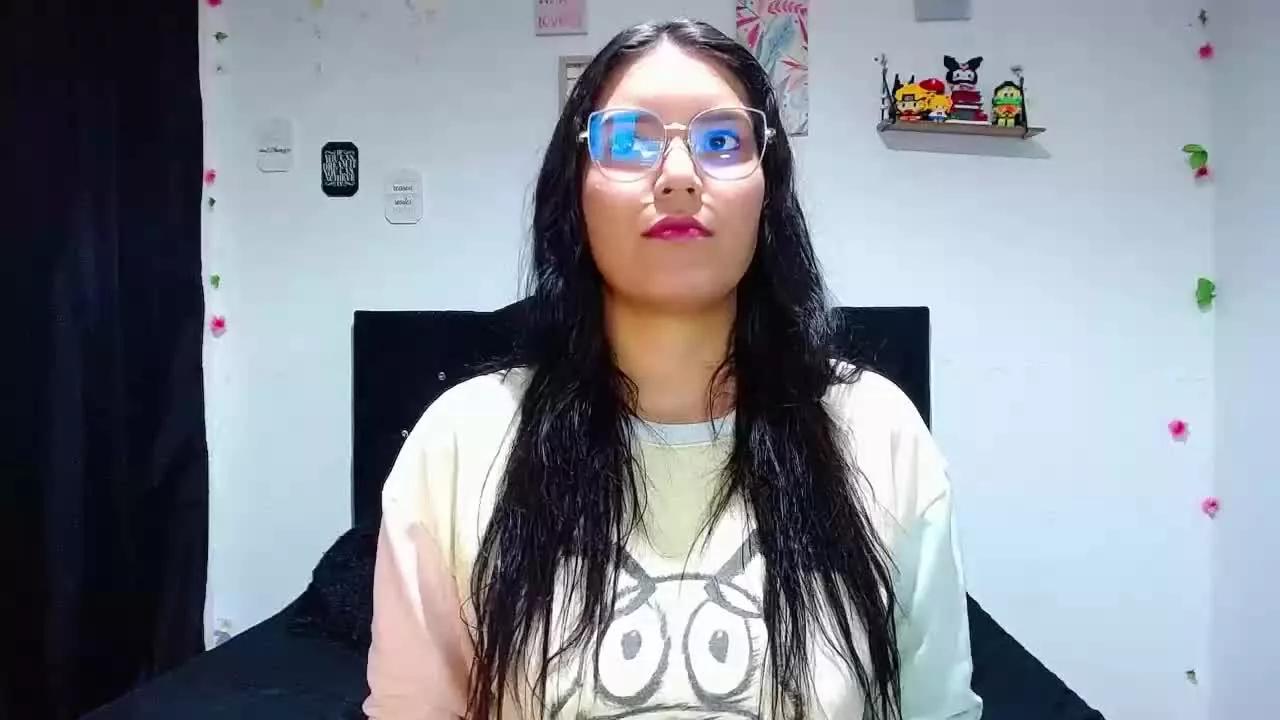 AriannaLeen on Streamray 