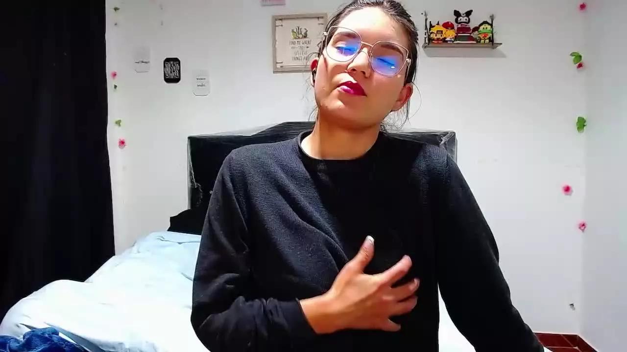 AriannaLeen on Streamray 