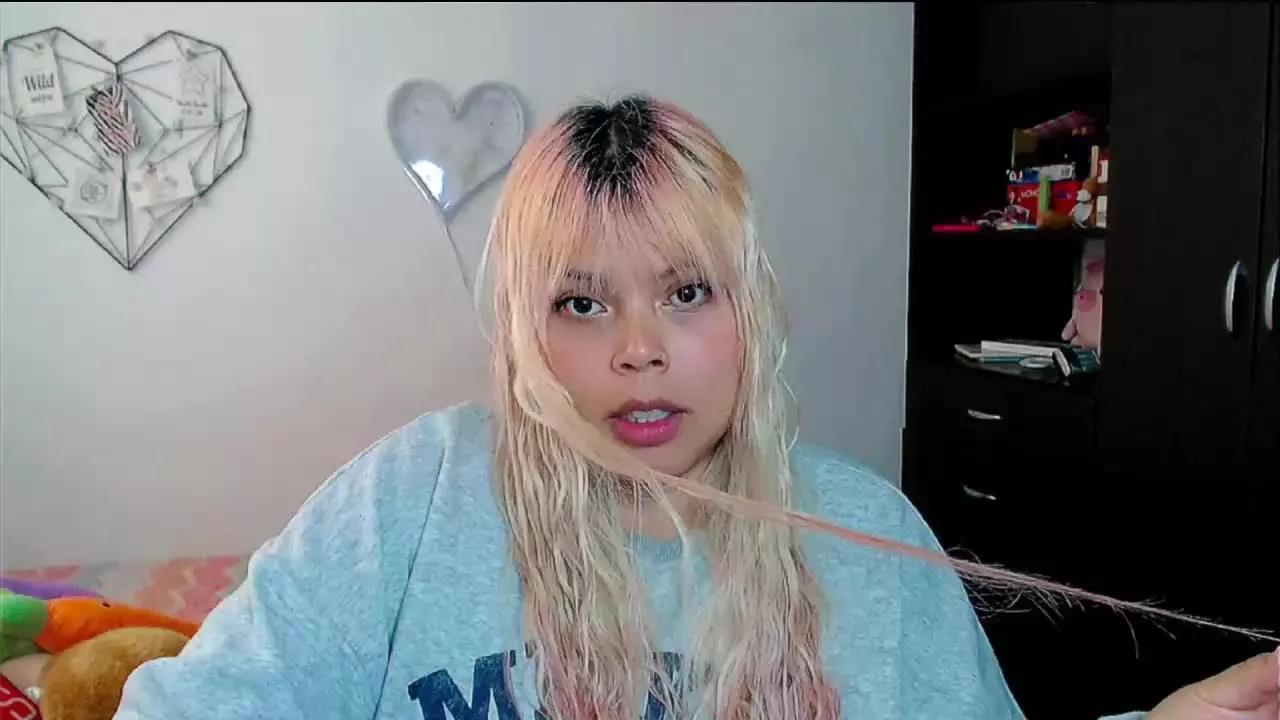EllieAutumn on Streamray 
