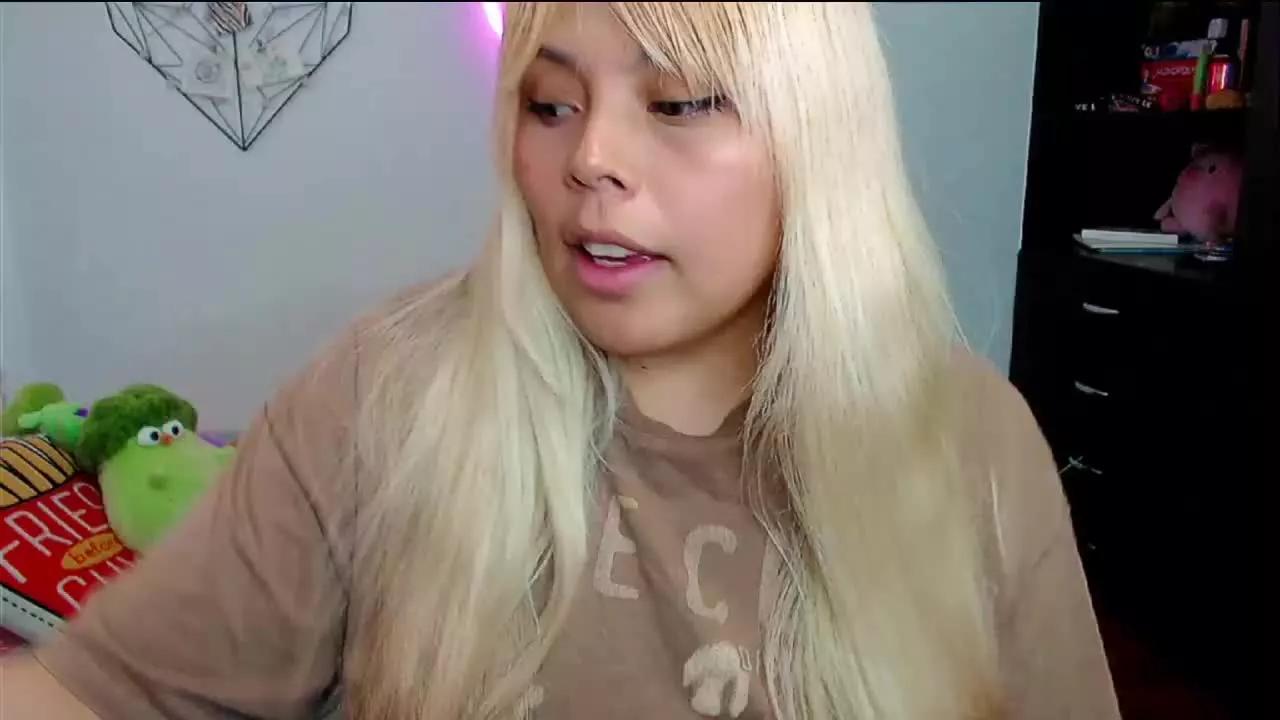 EllieAutumn on Streamray 