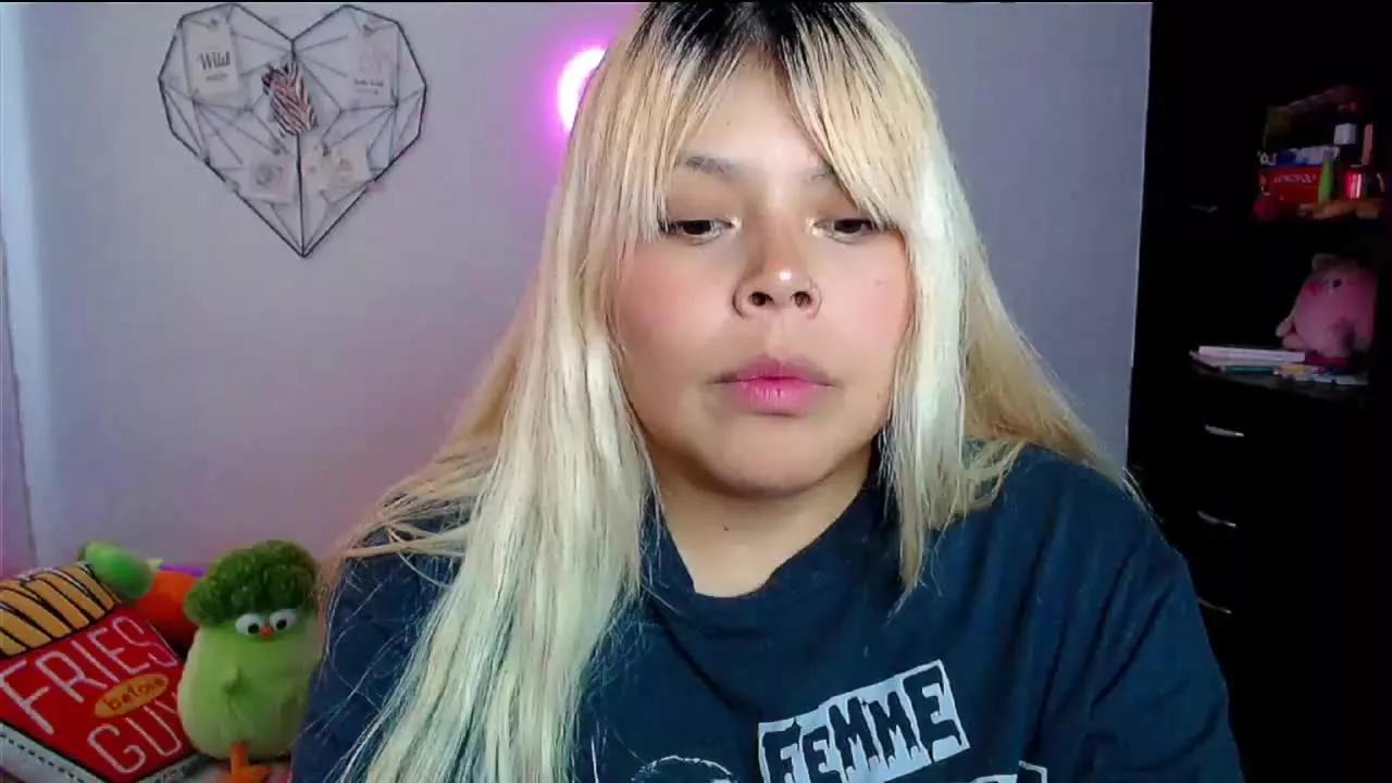 EllieAutumn on Streamray 