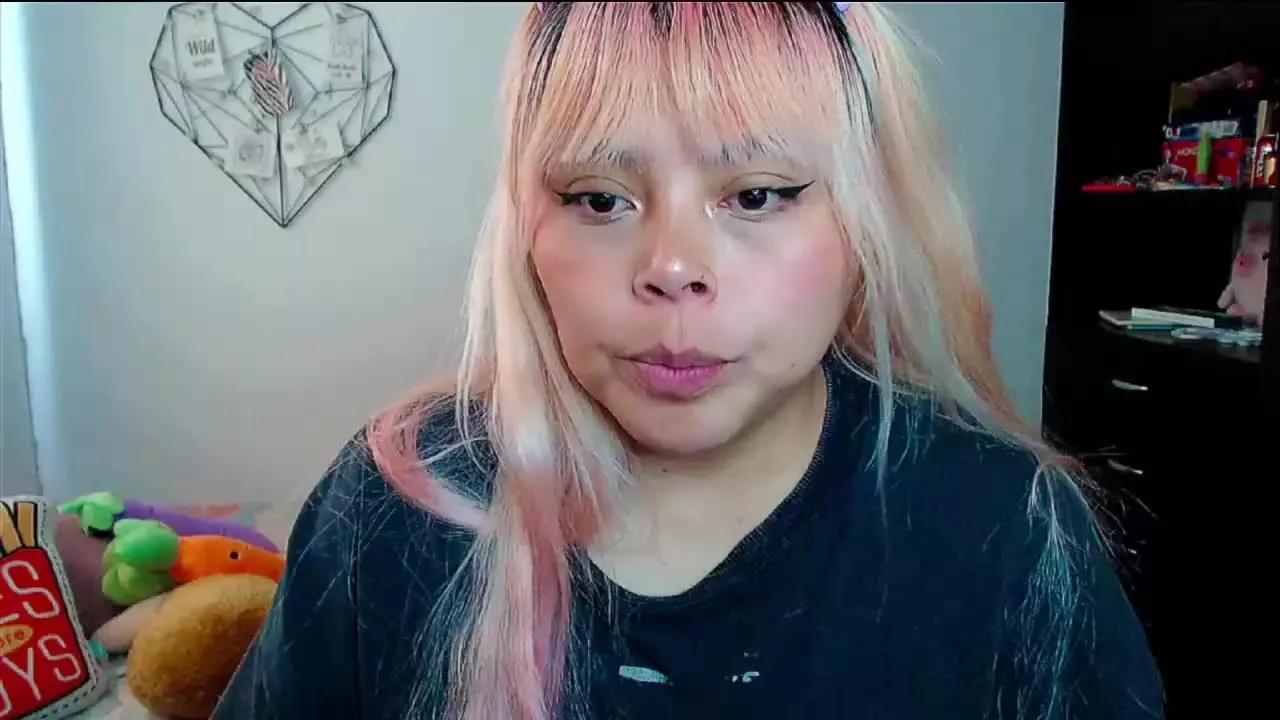 EllieAutumn on Streamray 